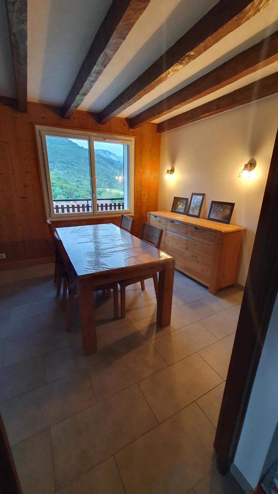 Agreable T3 Entre Lac Et Montagne Seythenex Luaran gambar